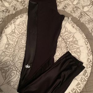 Alo leggings // Size SM